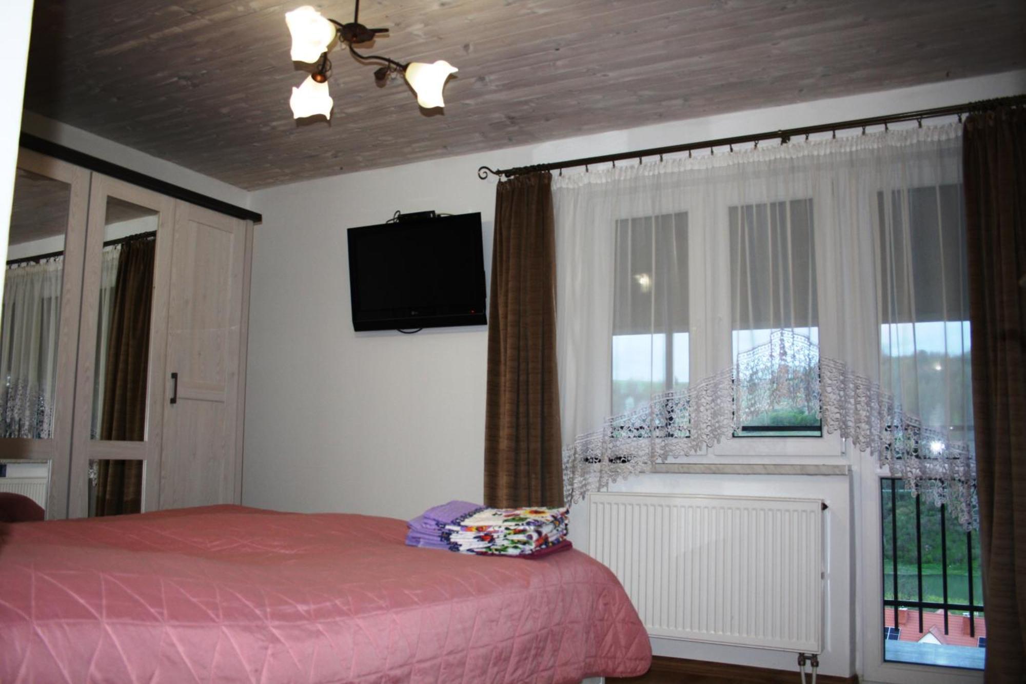 Holiday home Dom W Bieszczadach 10 Osobowy Wolkowyja